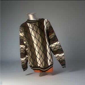 Geometric Pattern Knit Sweater